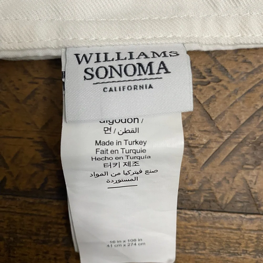 Williams Sonoma luxurious cream